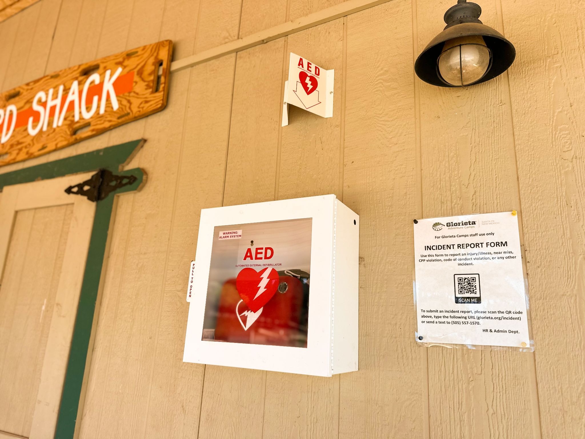 Automated External Defibrillator (AED)