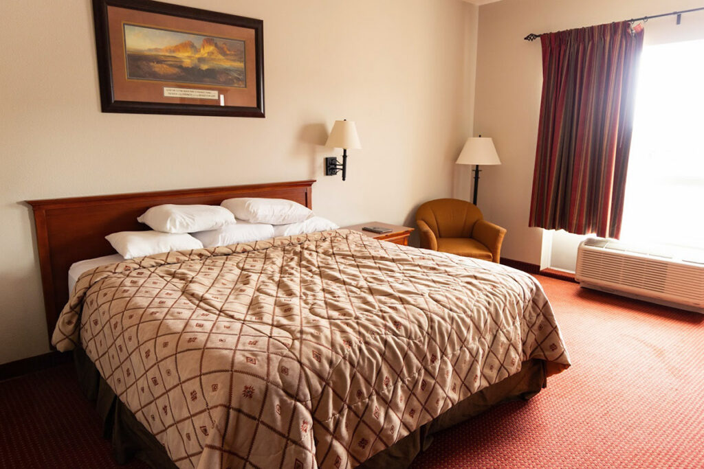 Single King Bedroom