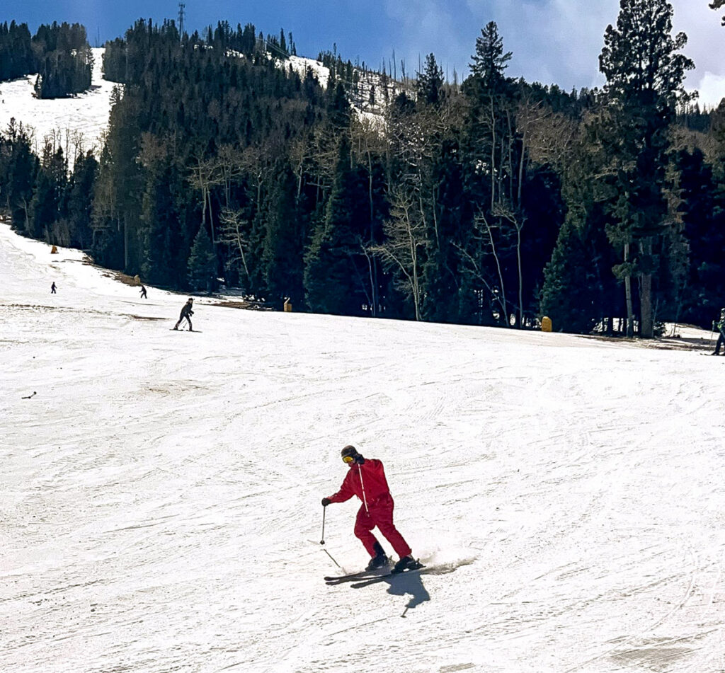 Ski & Serve