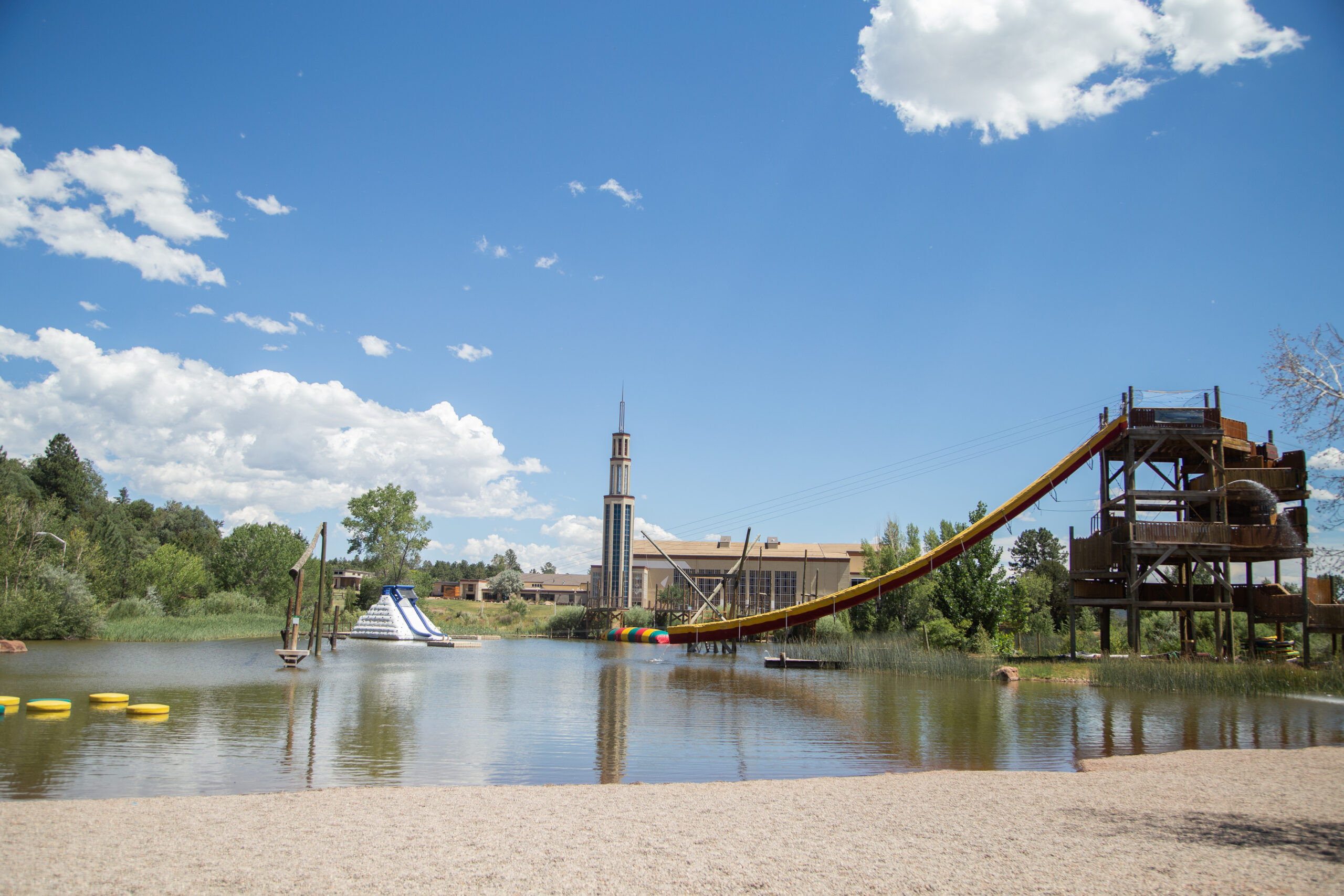 What Makes a Conference Venue Memorable?